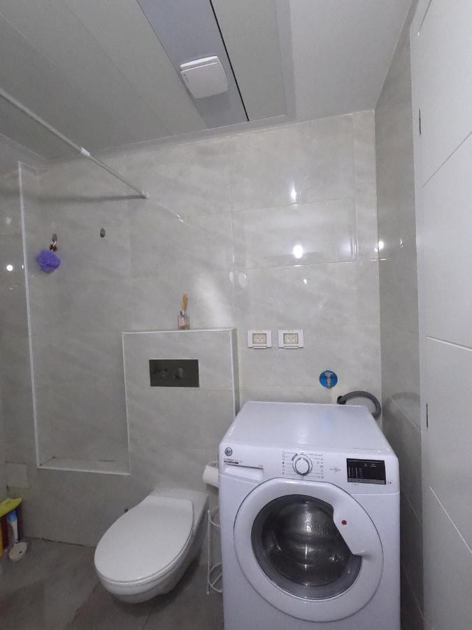 Beach Suite Israel- Best View, Gym, Massage Chair, Low Fee For Off-Site Indoor Pool Spa ביץ סוייט ישראל- נוף ים מאלף, כיסא מסאז, חדר כושר, אפשרות לבריכה מקורה, וספא בתשלום ממש מוזל Ашкелон Екстер'єр фото