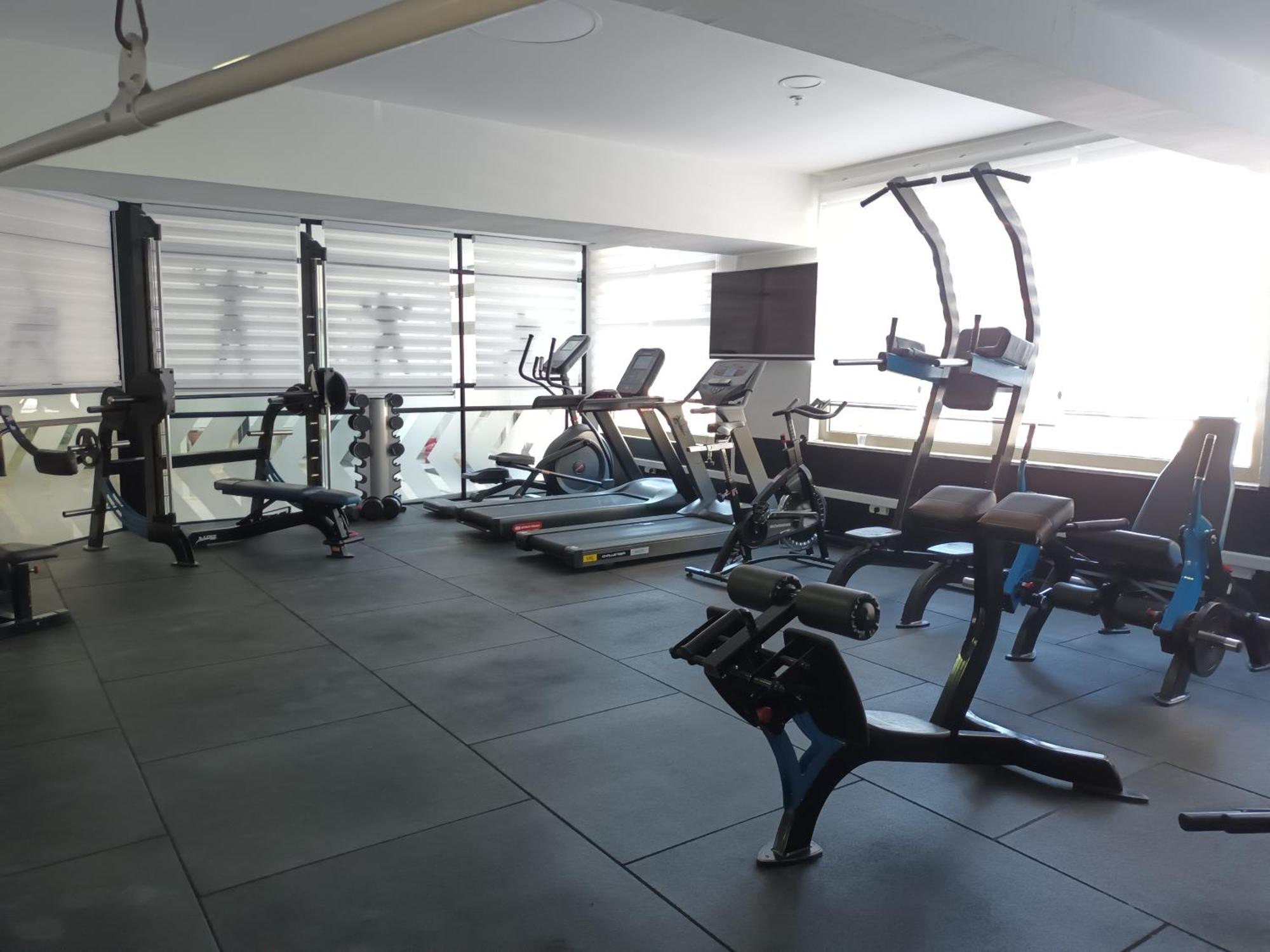 Beach Suite Israel- Best View, Gym, Massage Chair, Low Fee For Off-Site Indoor Pool Spa ביץ סוייט ישראל- נוף ים מאלף, כיסא מסאז, חדר כושר, אפשרות לבריכה מקורה, וספא בתשלום ממש מוזל Ашкелон Екстер'єр фото